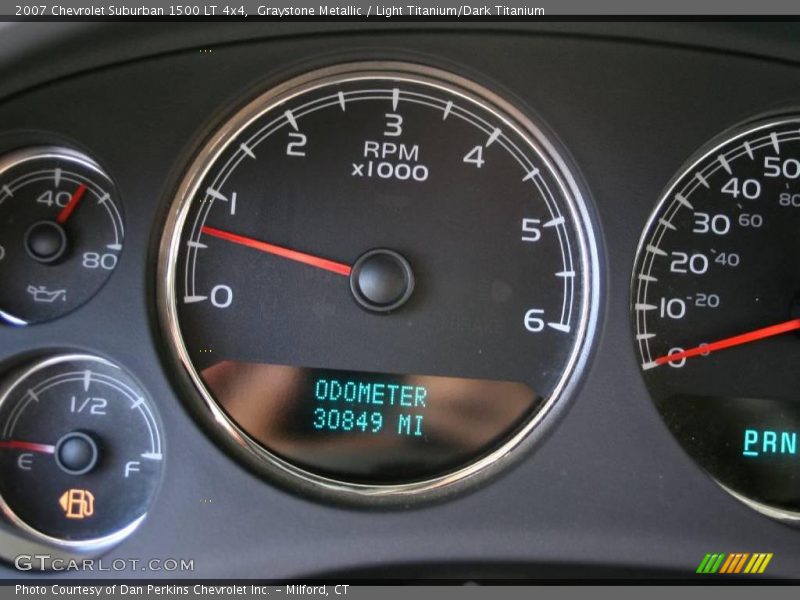 Graystone Metallic / Light Titanium/Dark Titanium 2007 Chevrolet Suburban 1500 LT 4x4