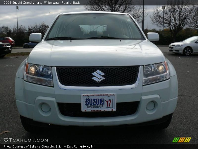 White Water Pearl / Black 2008 Suzuki Grand Vitara