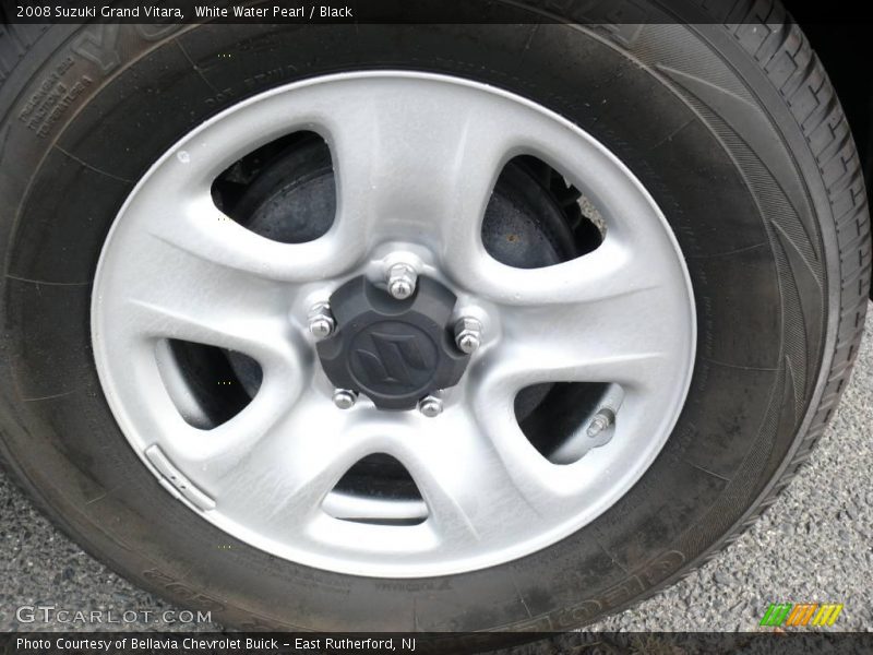 White Water Pearl / Black 2008 Suzuki Grand Vitara