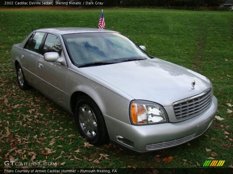 Sterling Metallic / Dark Gray 2002 Cadillac DeVille Sedan