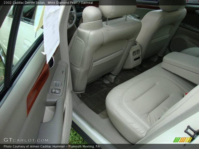 White Diamond Pearl / Oatmeal 2002 Cadillac DeVille Sedan