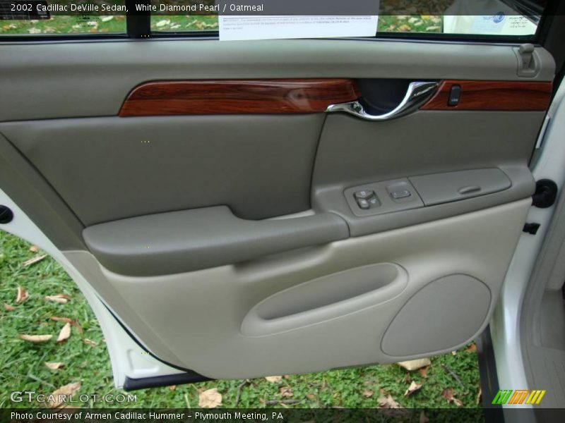White Diamond Pearl / Oatmeal 2002 Cadillac DeVille Sedan