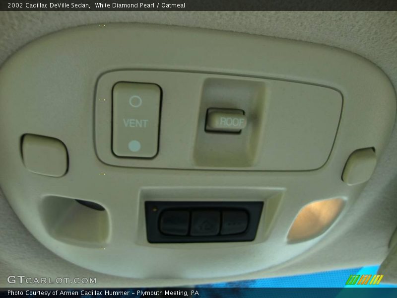 White Diamond Pearl / Oatmeal 2002 Cadillac DeVille Sedan