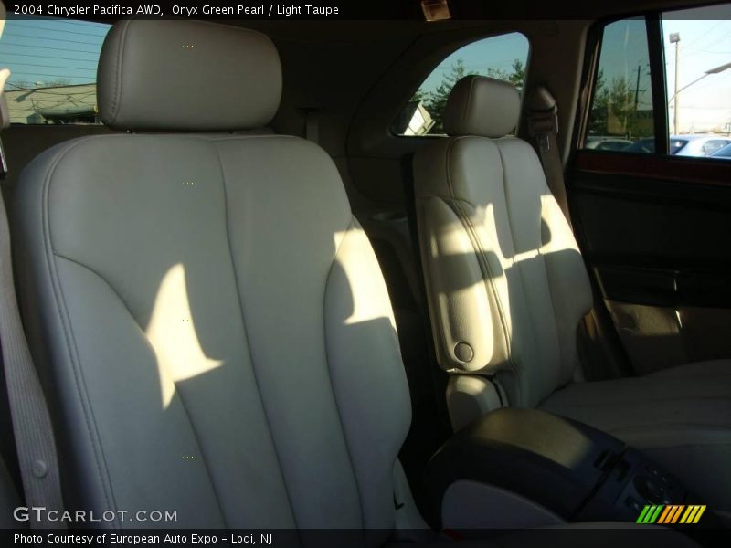 Onyx Green Pearl / Light Taupe 2004 Chrysler Pacifica AWD