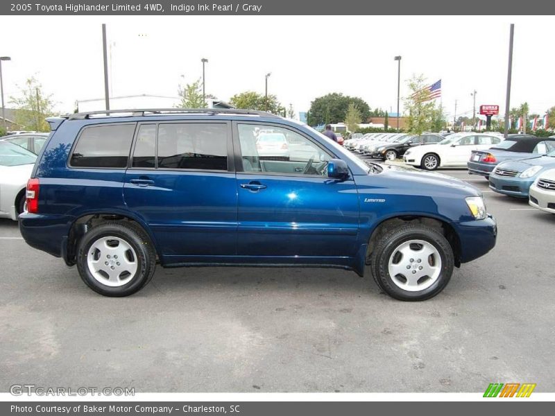Indigo Ink Pearl / Gray 2005 Toyota Highlander Limited 4WD