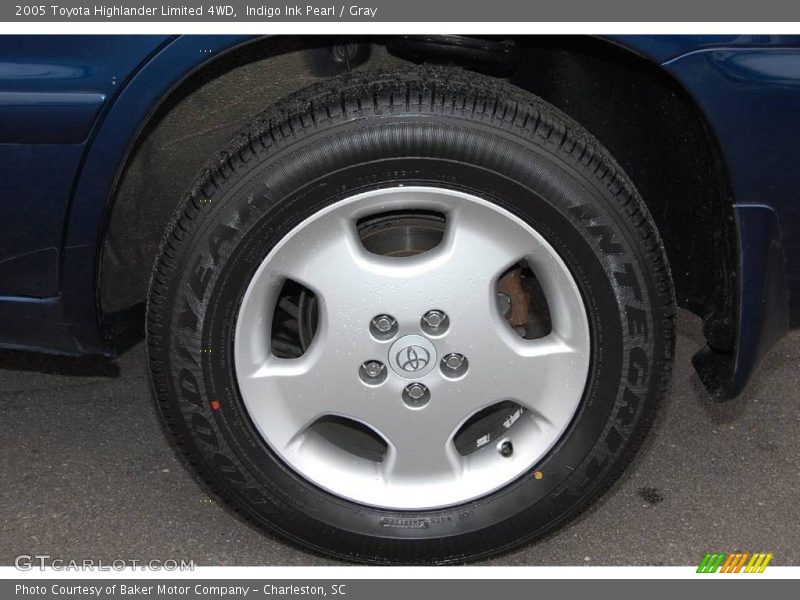 Indigo Ink Pearl / Gray 2005 Toyota Highlander Limited 4WD