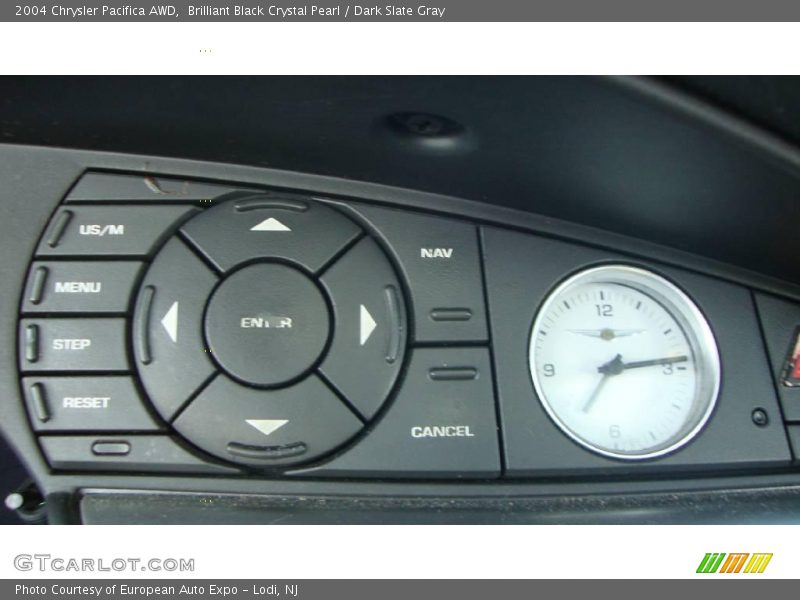 Brilliant Black Crystal Pearl / Dark Slate Gray 2004 Chrysler Pacifica AWD