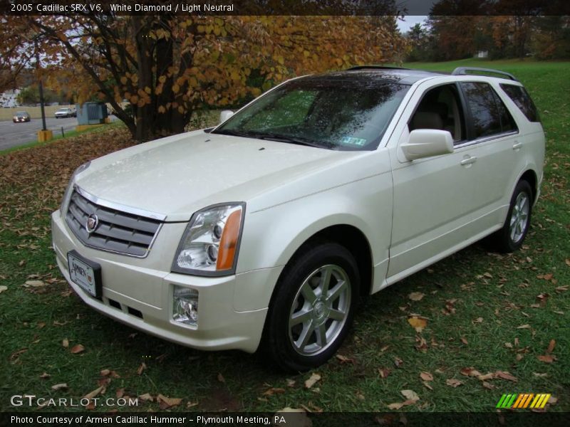 White Diamond / Light Neutral 2005 Cadillac SRX V6