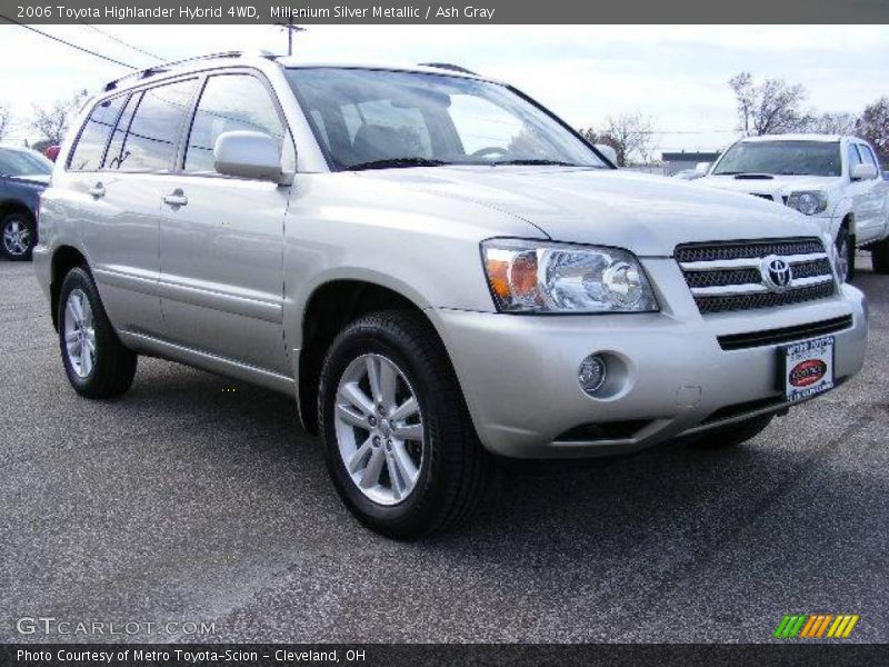 Millenium Silver Metallic / Ash Gray 2006 Toyota Highlander Hybrid 4WD