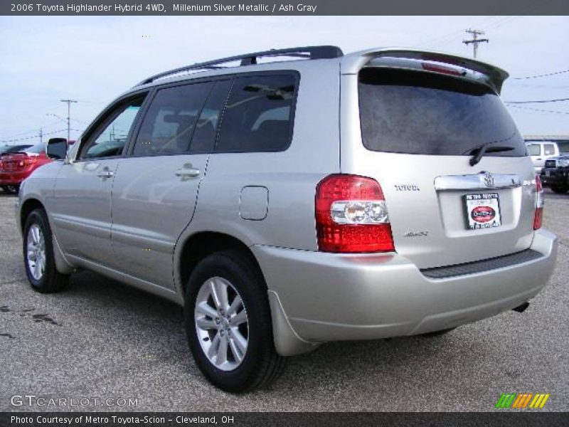 Millenium Silver Metallic / Ash Gray 2006 Toyota Highlander Hybrid 4WD