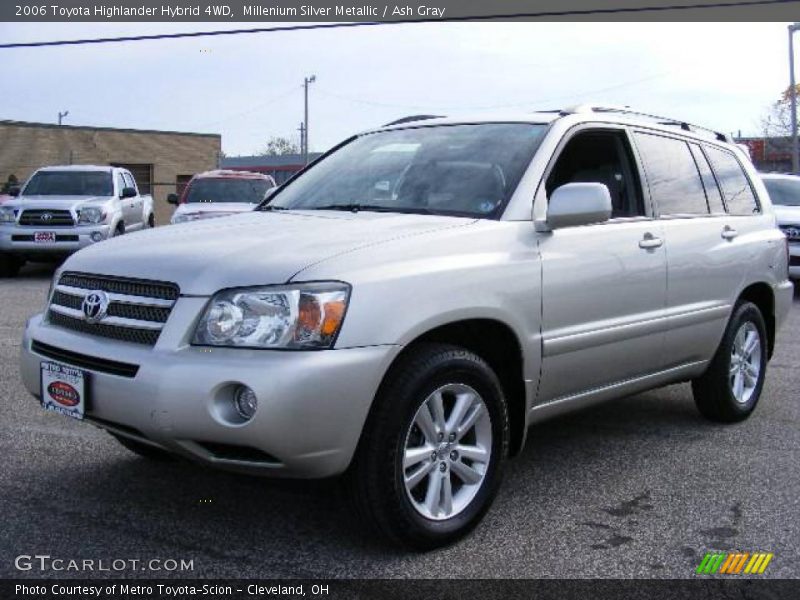 Millenium Silver Metallic / Ash Gray 2006 Toyota Highlander Hybrid 4WD