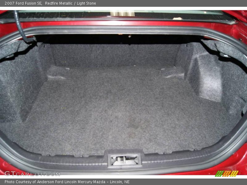 Redfire Metallic / Light Stone 2007 Ford Fusion SE