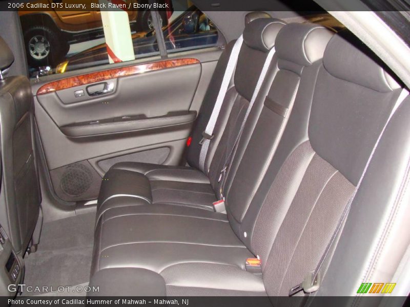 Black Raven / Ebony Black 2006 Cadillac DTS Luxury