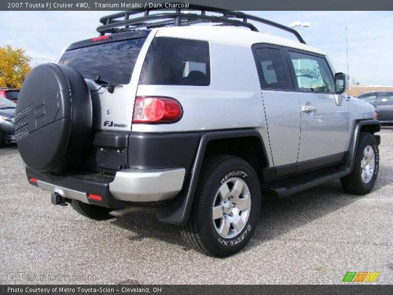Titanium Metallic / Dark Charcoal 2007 Toyota FJ Cruiser 4WD