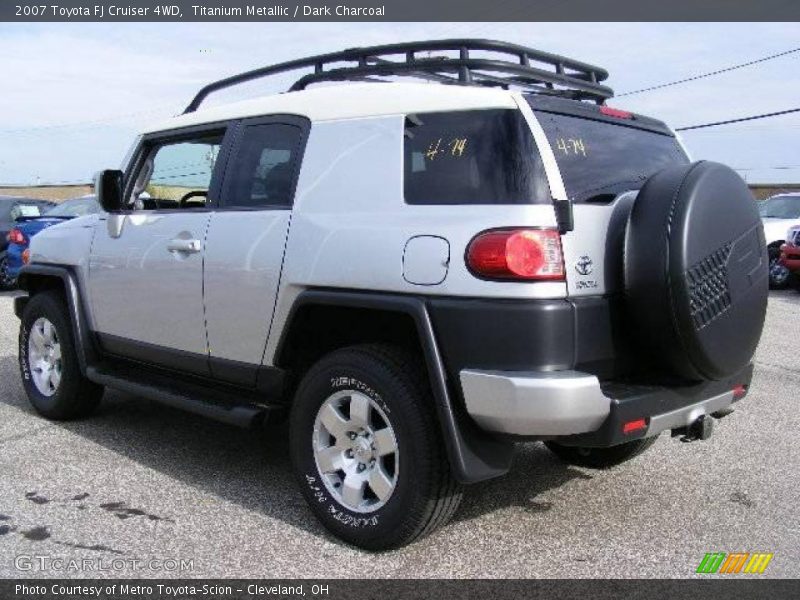 Titanium Metallic / Dark Charcoal 2007 Toyota FJ Cruiser 4WD