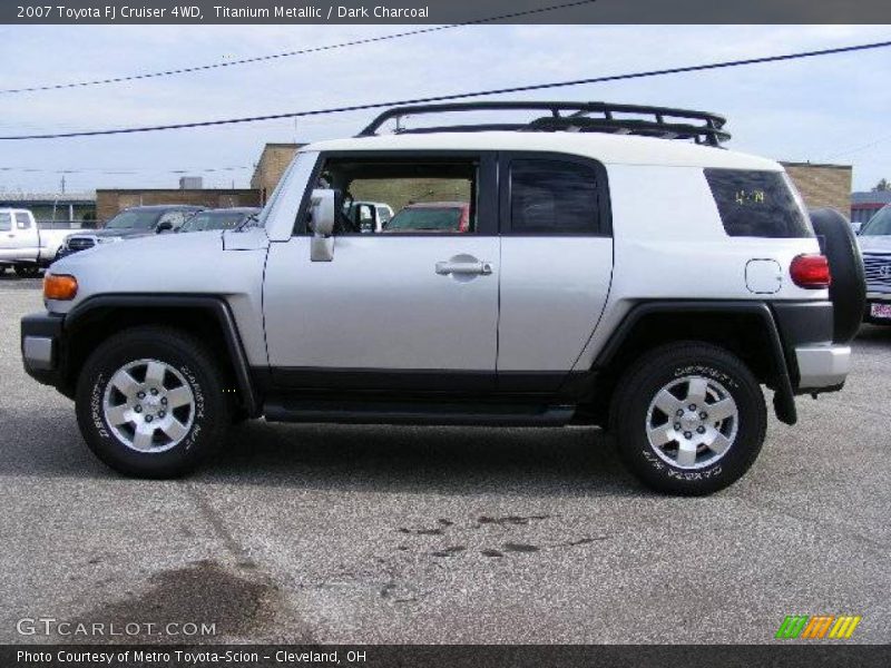 Titanium Metallic / Dark Charcoal 2007 Toyota FJ Cruiser 4WD