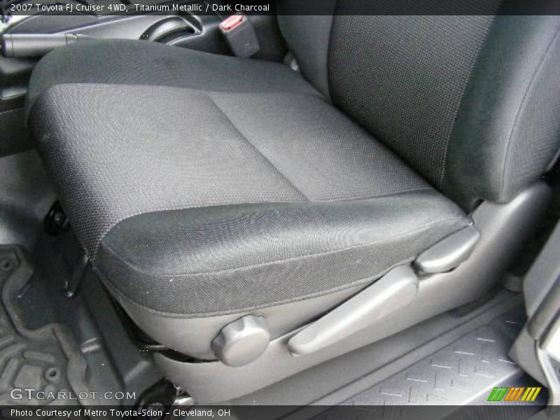 Titanium Metallic / Dark Charcoal 2007 Toyota FJ Cruiser 4WD