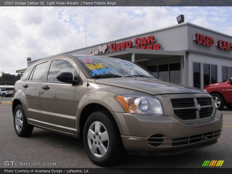 Light Khaki Metallic / Pastel Pebble Beige 2007 Dodge Caliber SE