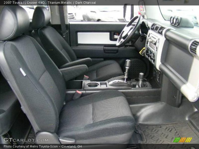 Titanium Metallic / Dark Charcoal 2007 Toyota FJ Cruiser 4WD