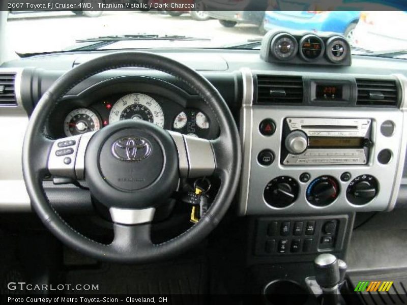 Titanium Metallic / Dark Charcoal 2007 Toyota FJ Cruiser 4WD