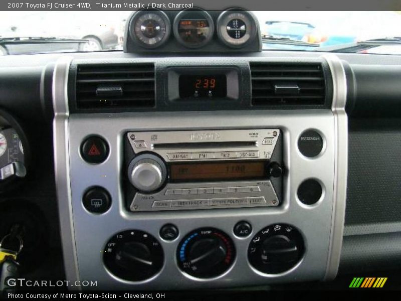 Titanium Metallic / Dark Charcoal 2007 Toyota FJ Cruiser 4WD