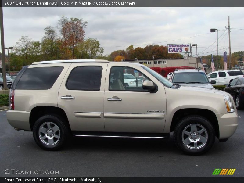 Gold Mist Metallic / Cocoa/Light Cashmere 2007 GMC Yukon Denali AWD