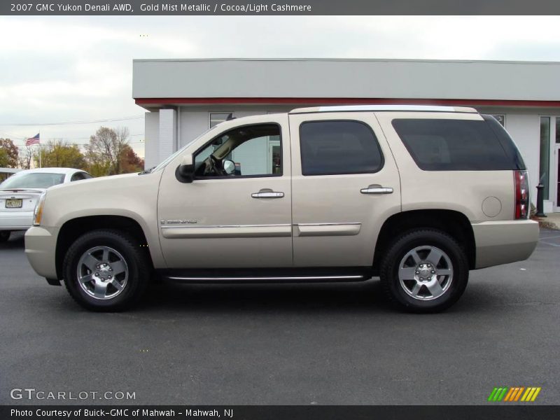 Gold Mist Metallic / Cocoa/Light Cashmere 2007 GMC Yukon Denali AWD