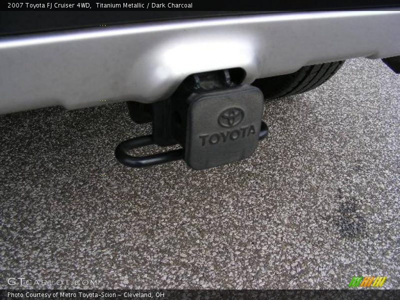 Titanium Metallic / Dark Charcoal 2007 Toyota FJ Cruiser 4WD