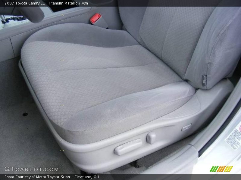 Titanium Metallic / Ash 2007 Toyota Camry LE