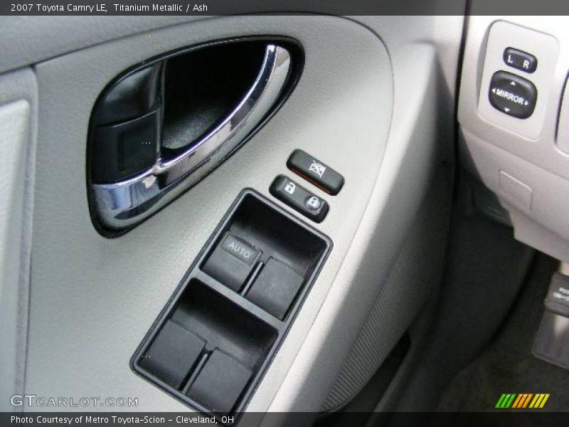 Titanium Metallic / Ash 2007 Toyota Camry LE