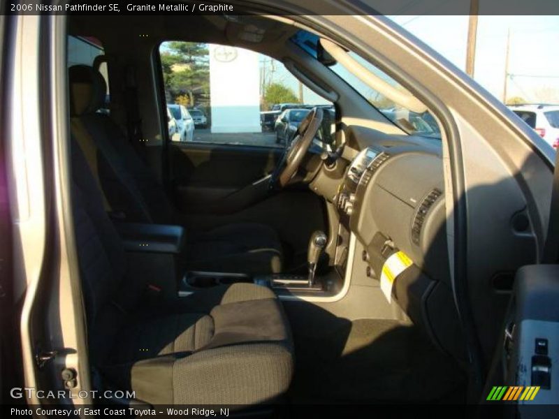 Granite Metallic / Graphite 2006 Nissan Pathfinder SE