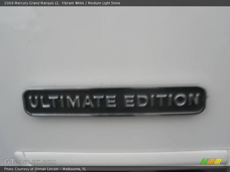 Vibrant White / Medium Light Stone 2009 Mercury Grand Marquis LS