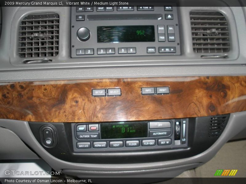 Vibrant White / Medium Light Stone 2009 Mercury Grand Marquis LS