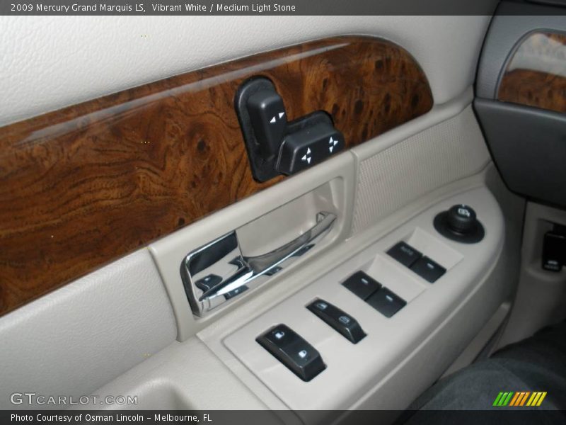 Vibrant White / Medium Light Stone 2009 Mercury Grand Marquis LS