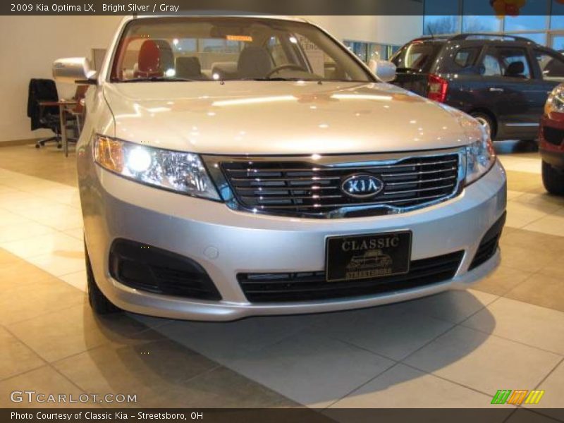 Bright Silver / Gray 2009 Kia Optima LX