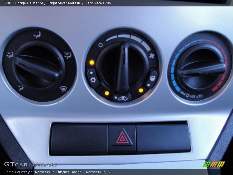 Bright Silver Metallic / Dark Slate Gray 2008 Dodge Caliber SE