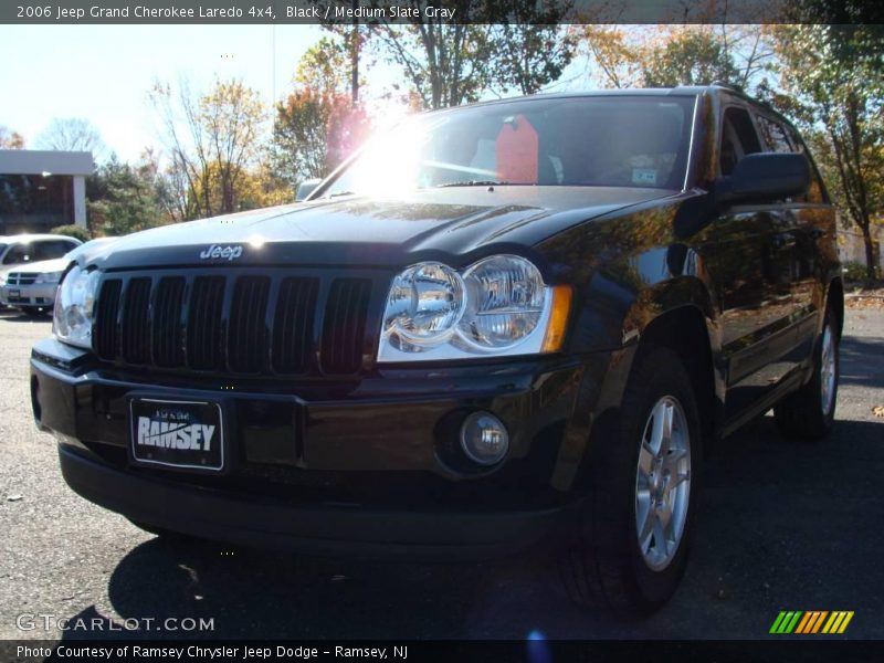 Black / Medium Slate Gray 2006 Jeep Grand Cherokee Laredo 4x4