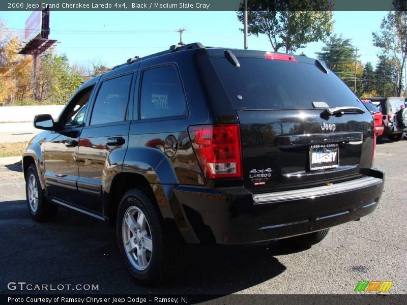 Black / Medium Slate Gray 2006 Jeep Grand Cherokee Laredo 4x4