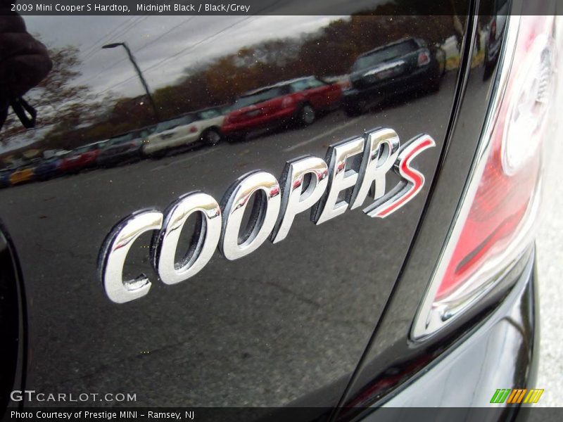 Midnight Black / Black/Grey 2009 Mini Cooper S Hardtop