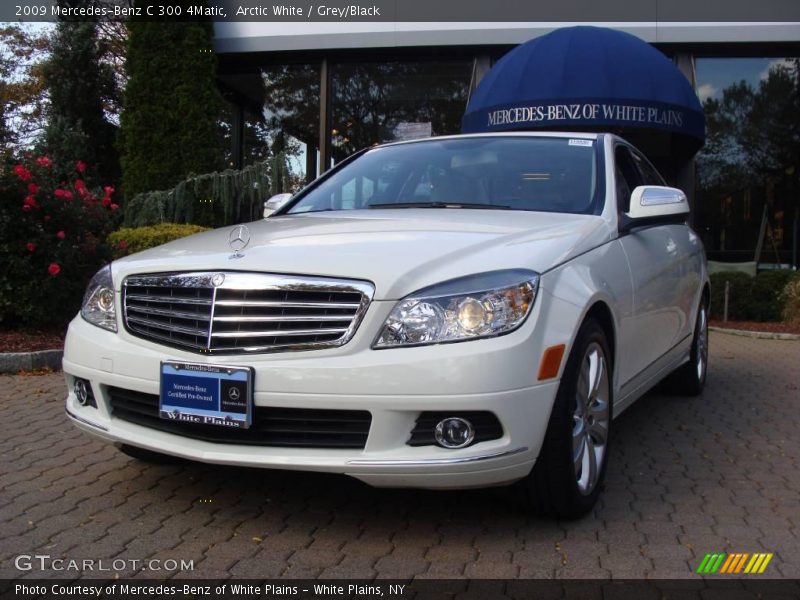 Arctic White / Grey/Black 2009 Mercedes-Benz C 300 4Matic