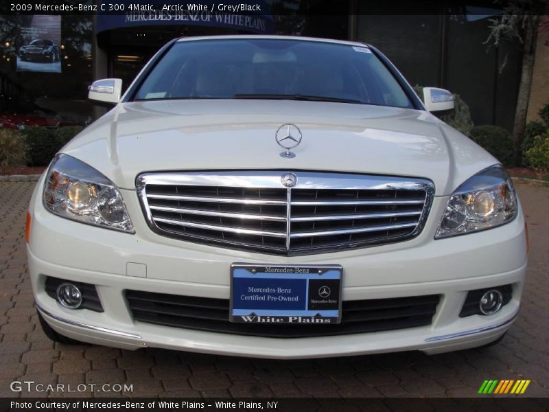 Arctic White / Grey/Black 2009 Mercedes-Benz C 300 4Matic