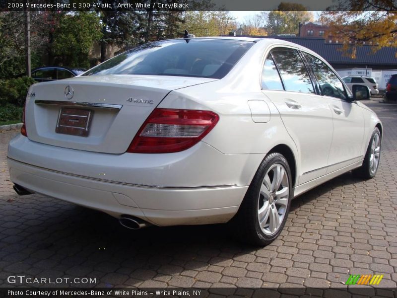 Arctic White / Grey/Black 2009 Mercedes-Benz C 300 4Matic