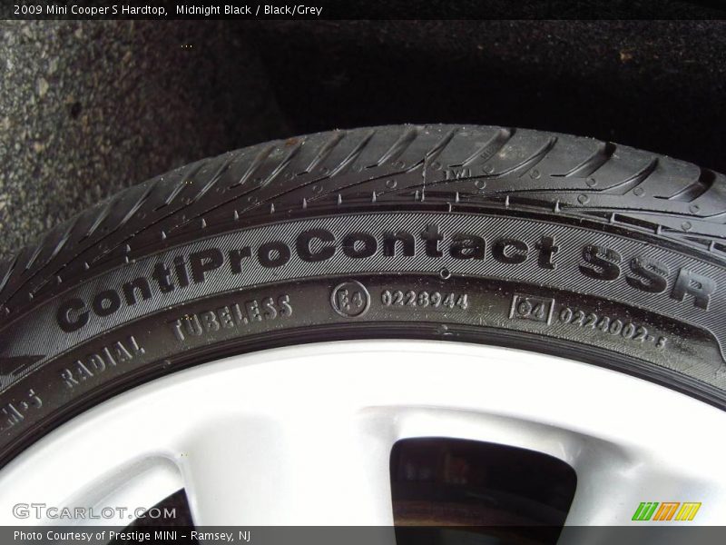 Midnight Black / Black/Grey 2009 Mini Cooper S Hardtop