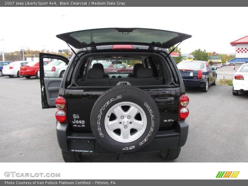 Black Clearcoat / Medium Slate Gray 2007 Jeep Liberty Sport 4x4