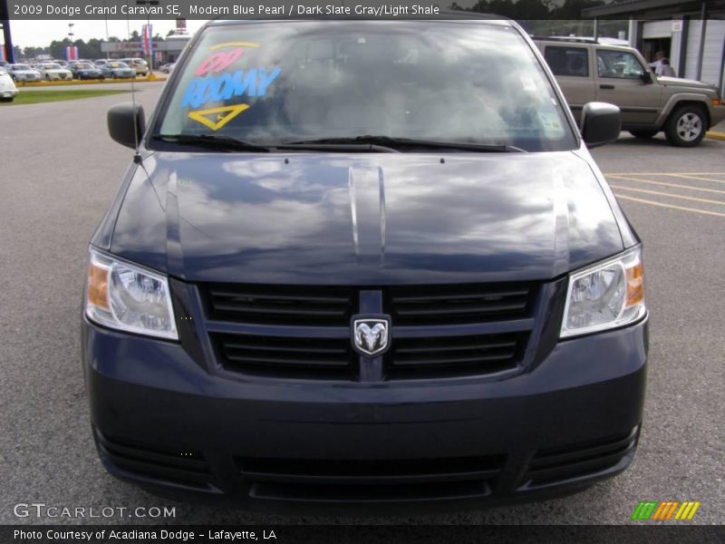 Modern Blue Pearl / Dark Slate Gray/Light Shale 2009 Dodge Grand Caravan SE