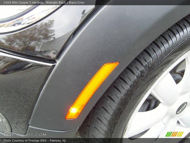 Midnight Black / Black/Grey 2009 Mini Cooper S Hardtop