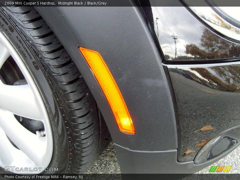 Midnight Black / Black/Grey 2009 Mini Cooper S Hardtop