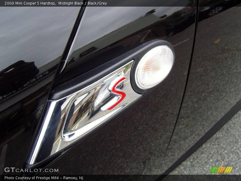 Midnight Black / Black/Grey 2009 Mini Cooper S Hardtop