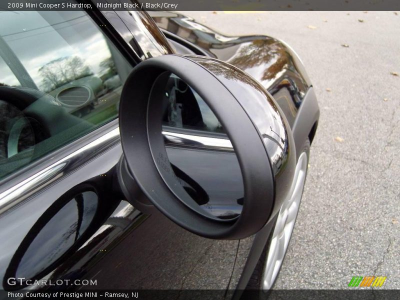 Midnight Black / Black/Grey 2009 Mini Cooper S Hardtop