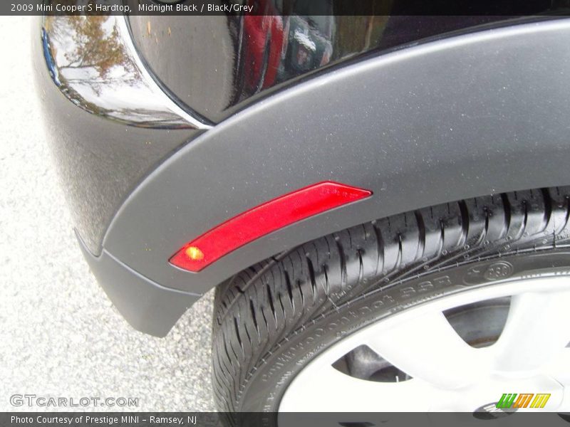 Midnight Black / Black/Grey 2009 Mini Cooper S Hardtop